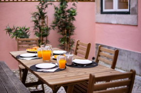 Cozy Tailor Made With a Refreshing Terrace